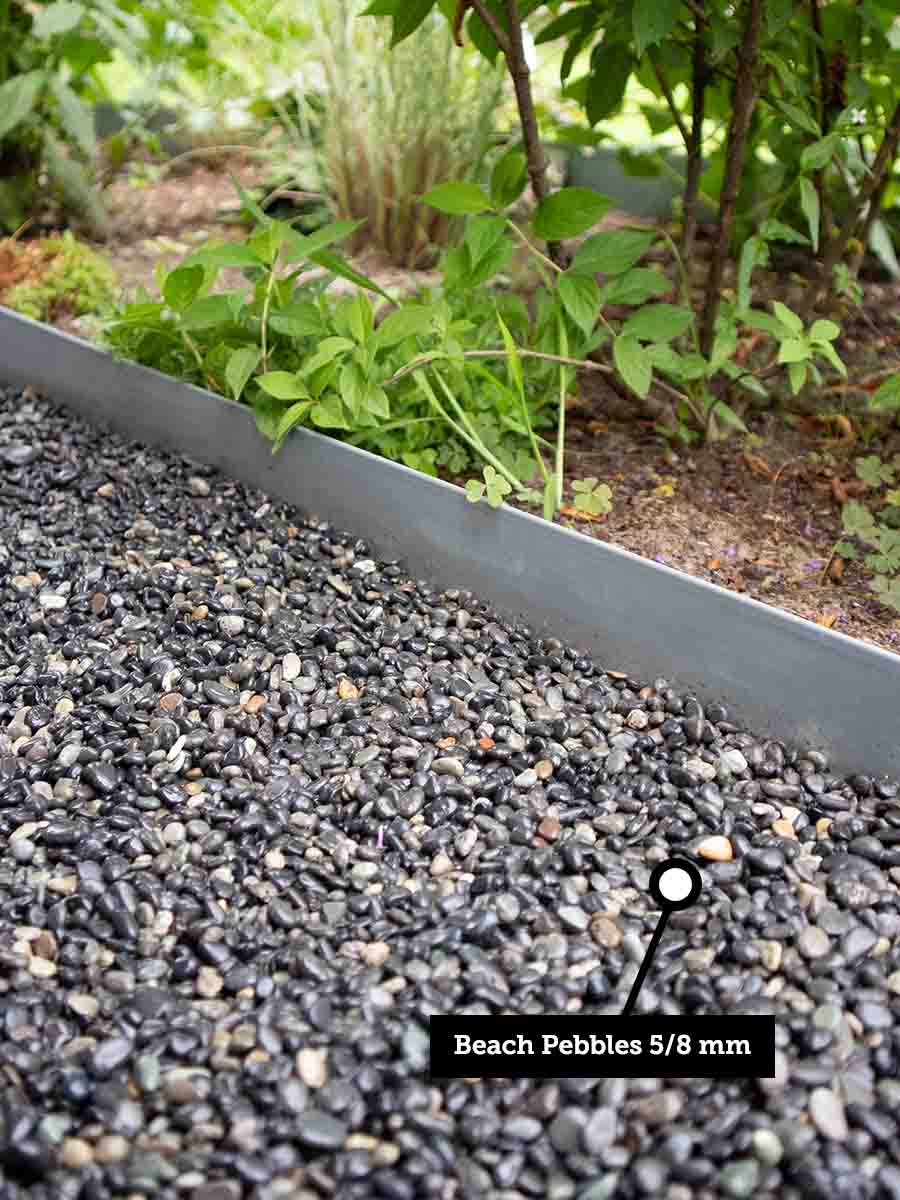 Multi-Edge ADVANCE Verzinkt verlegt mit Beach Pebbles Schwarz 